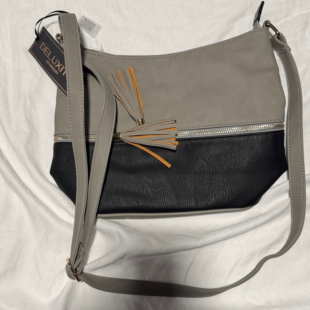Deluxity Gray and Black Women's Shoulder Bag